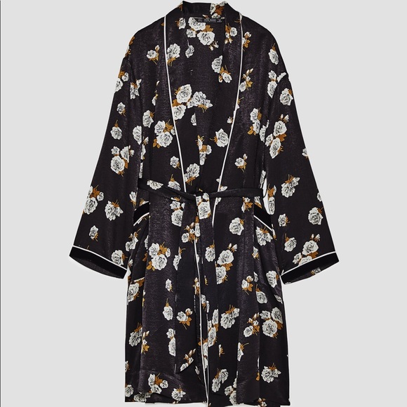 NWT Zara Black Silky Floral Kimono Robe Dress - Picture 6 of 8